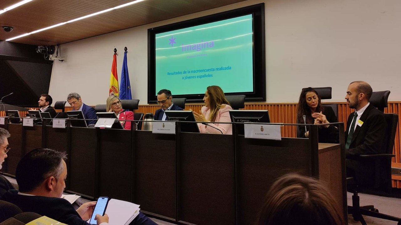 Presentación de la encuesta 'Escuchando a los jóvenes' de España Mejor - Servimedia