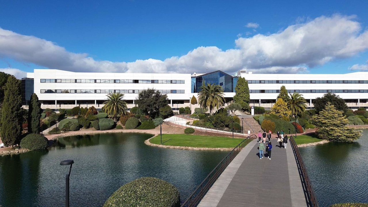 Imagen del campus de la Universidad Europea en Villaviciosa de Odón - Foto de EQT