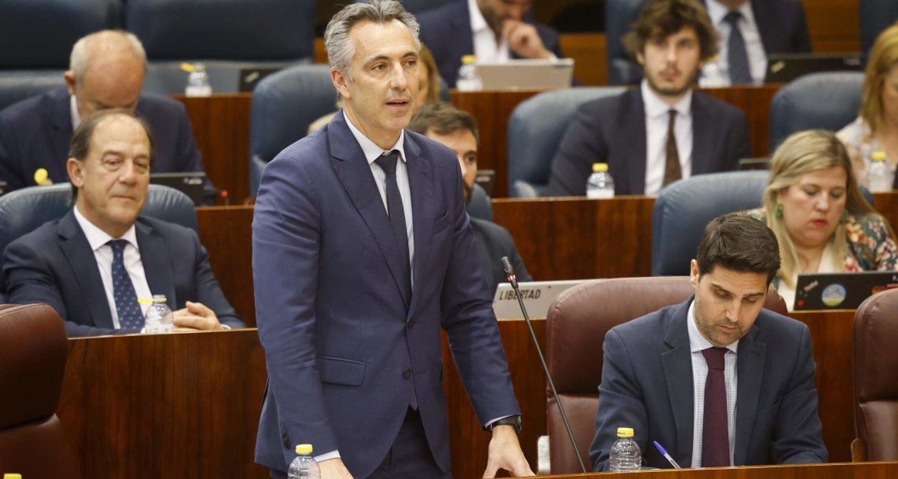 El consejero Novillo durante el debate de la ley - Comunidad de Madrid