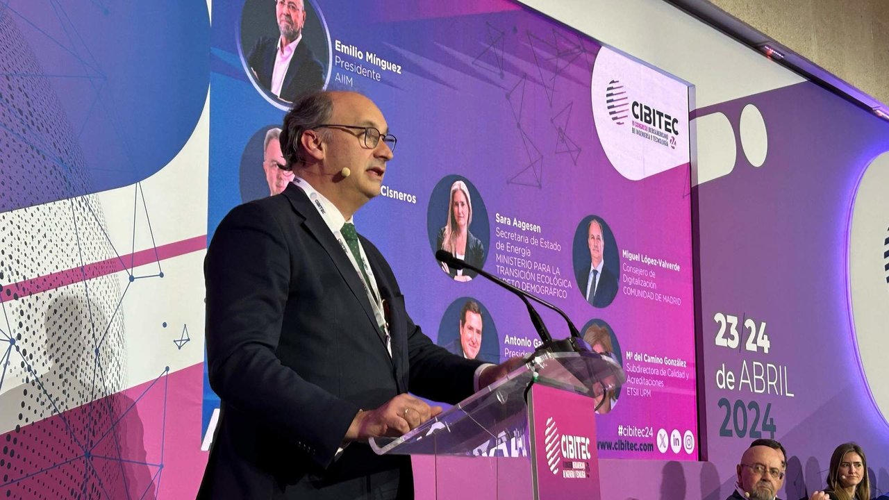 El consejero de Digitalización, Miguel López Valverde, durante su participación en el congreso - Comunidad de Madrid
